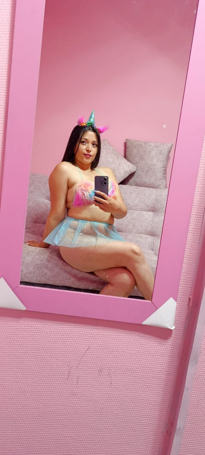 Anniee_Vega