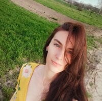 KatalinaQE Webcam Model Profile