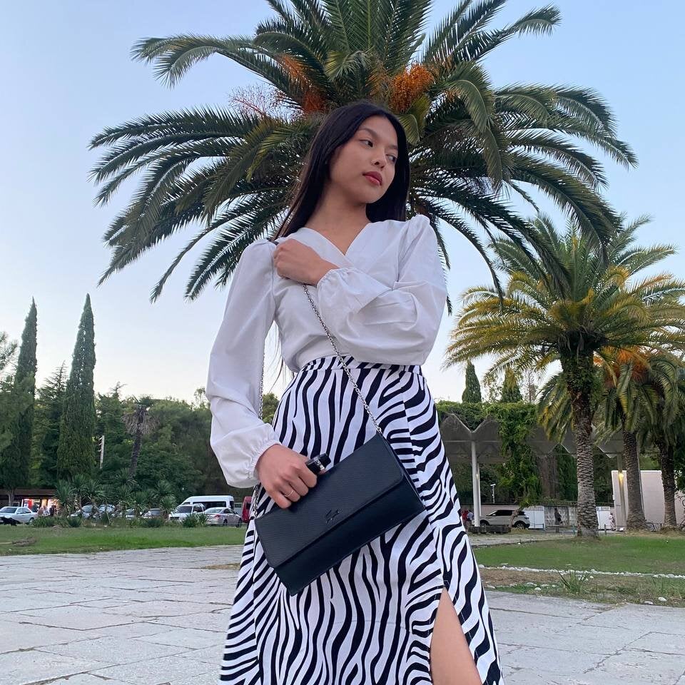 Live sex webcam photo for KarenLovet #289536772