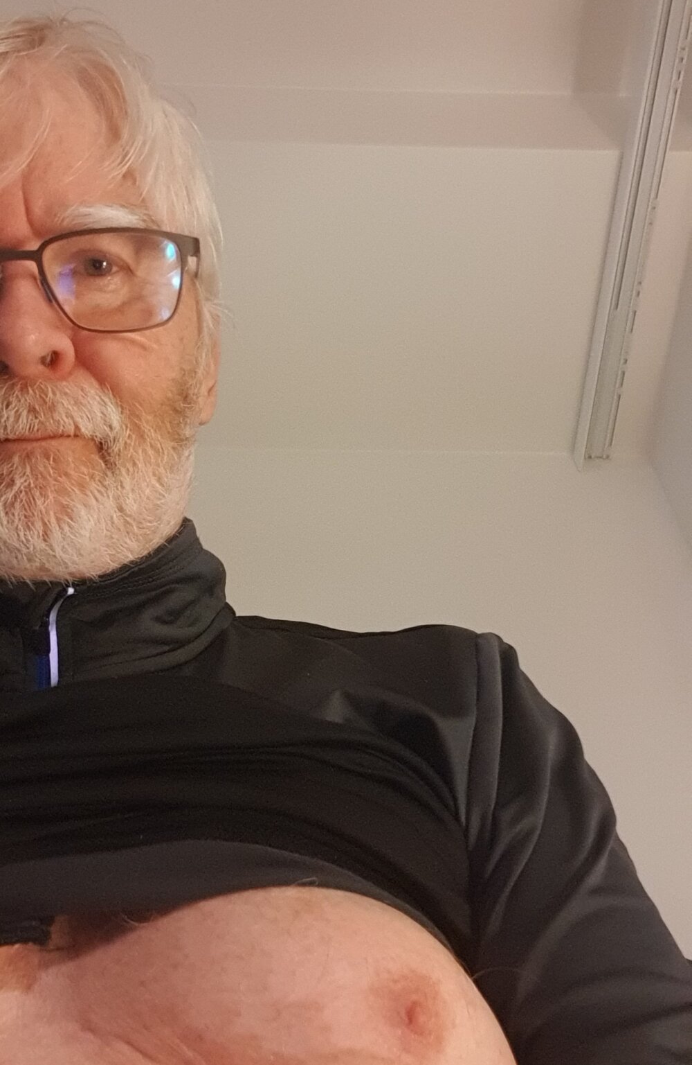 Redhairy4u's Offline XXX Chat