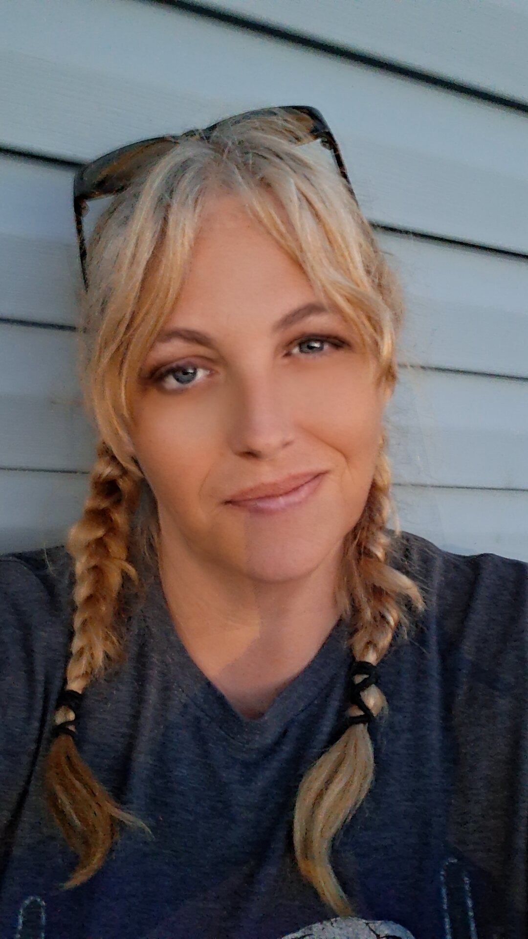 blueyez74
