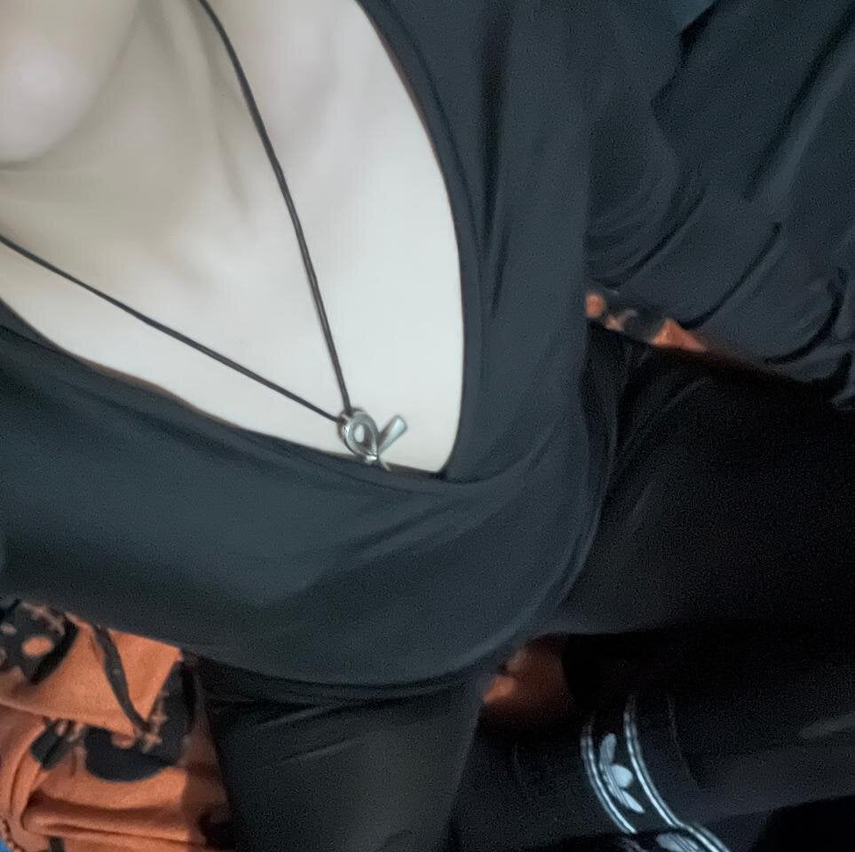 stripchat delilah_666 webcam profile pic via badgirlwebcam.com