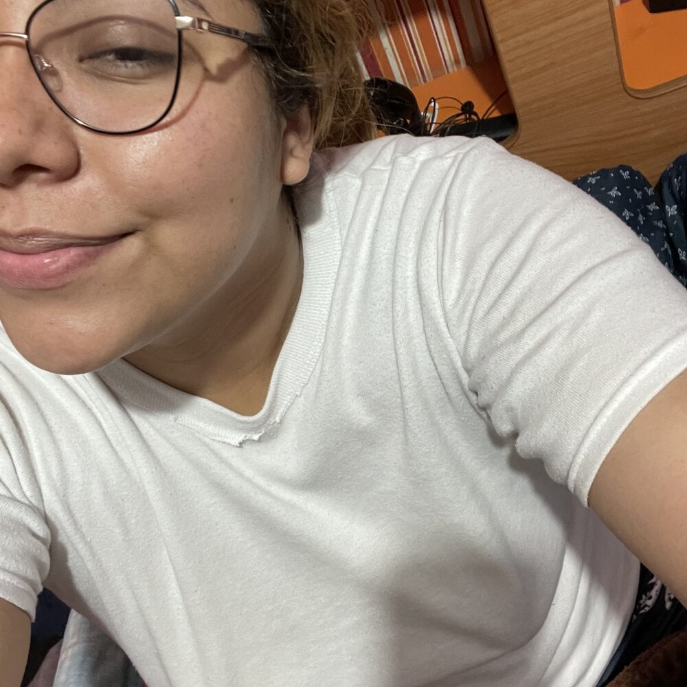 mega-camsex.com sasuke_29 livesex profile in granny cams