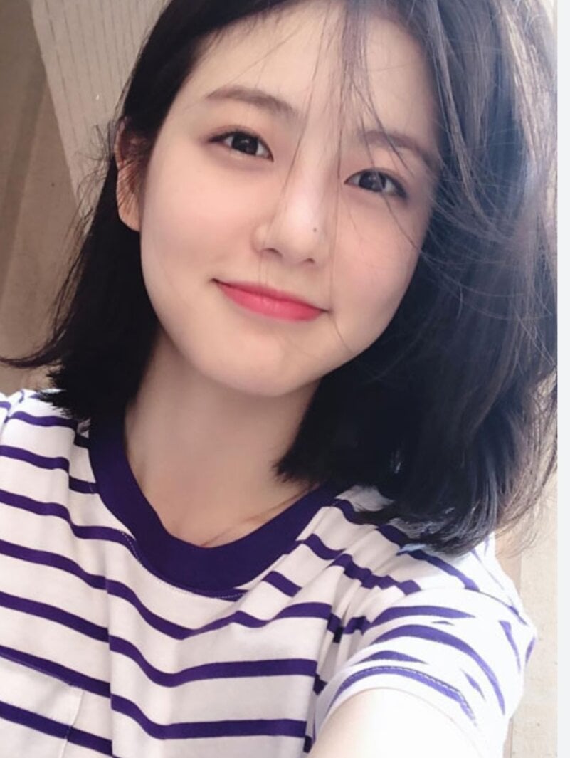 livesex.fan Yaya_tara livesex profile in i-live-in-a-world-of-love-and-hugs cams