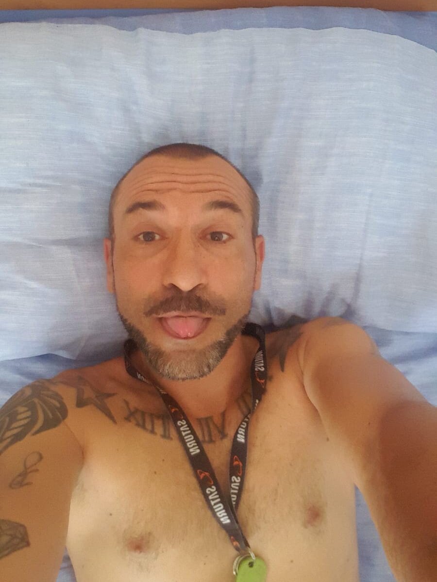 Chicco81sexy's Offline XXX Chat