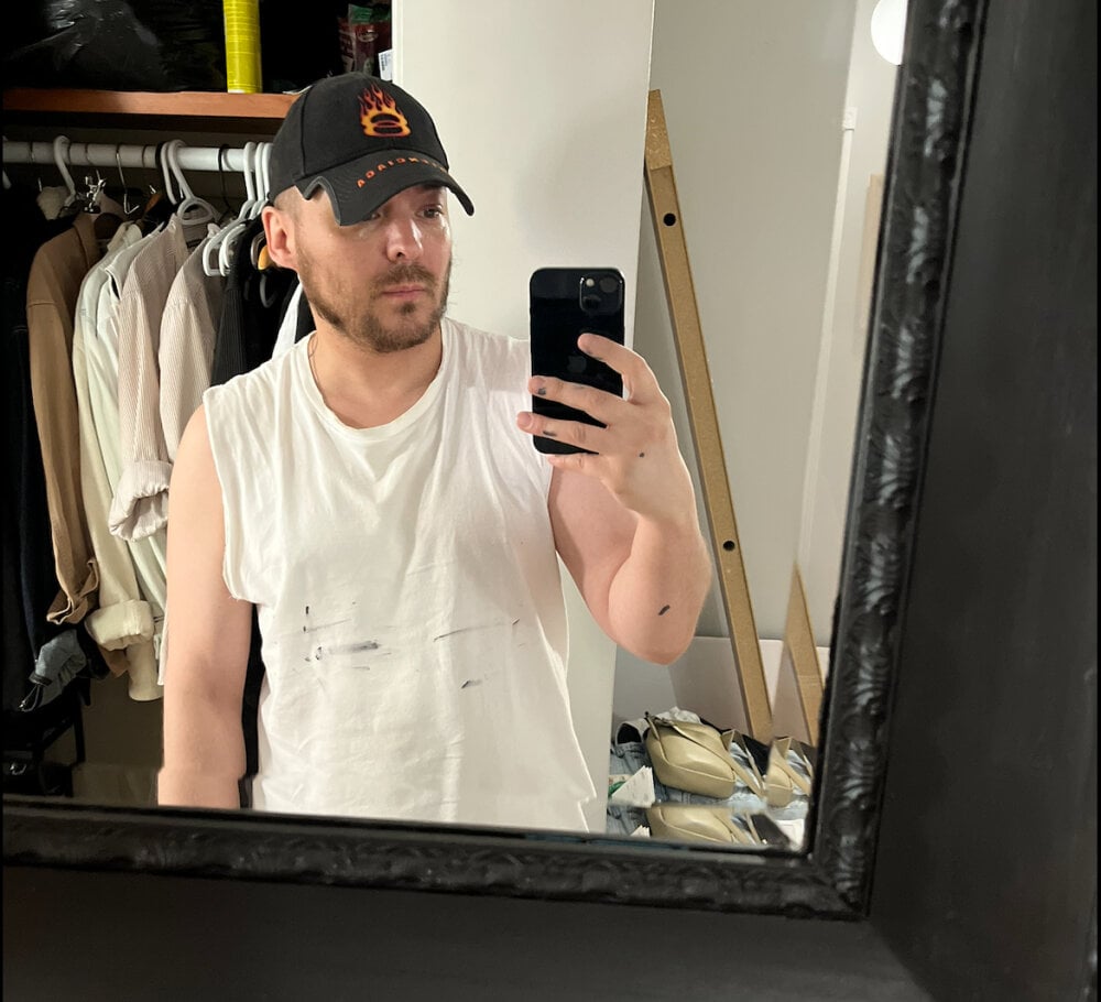 rough1985 from stripchat