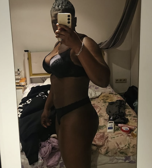 BlackGermanMama's Offline XXX Chat
