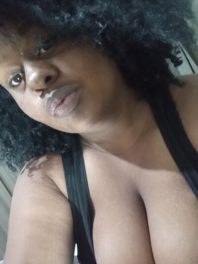 EbonyEstela7