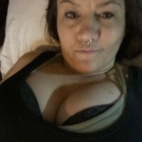 corrina1990's Offline Chat Room