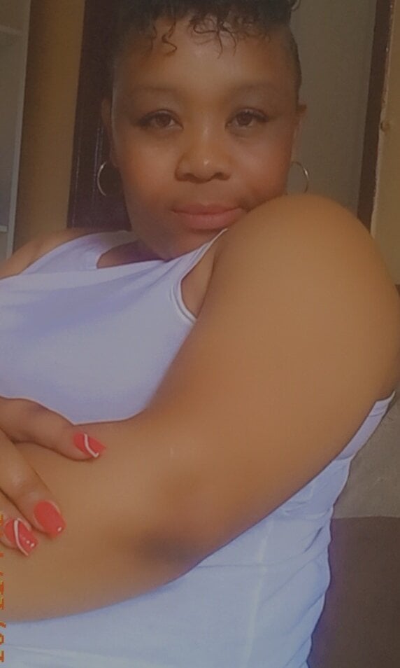 Ellen7412's Offline XXX Chat