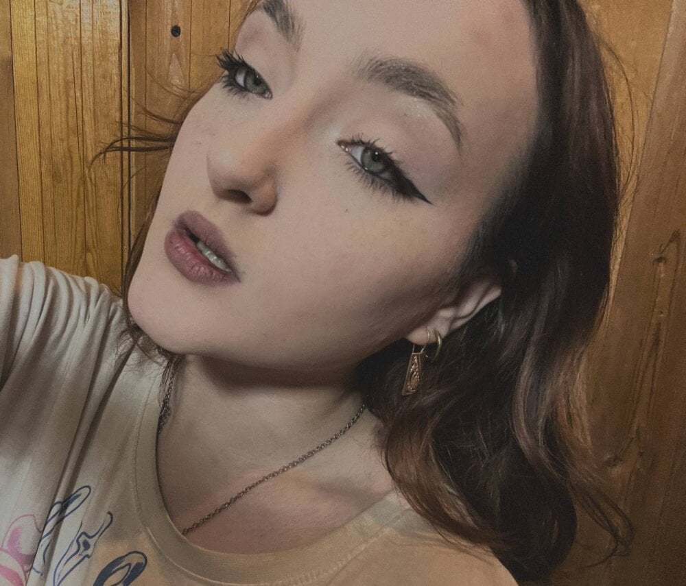 webcam-sexe.net kris_loken livesex profile in definitely-not-on-your-dick cams