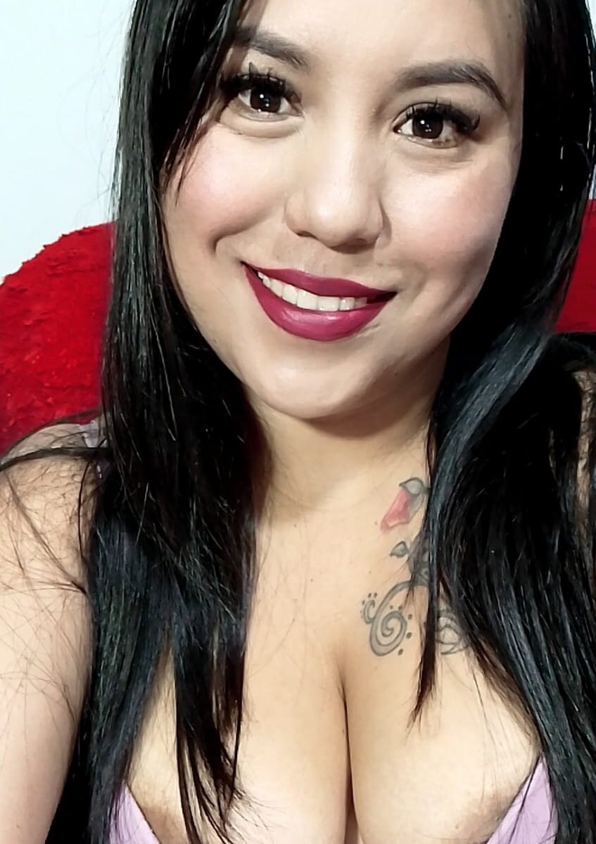 NikyMultySquirt 离线聊天室