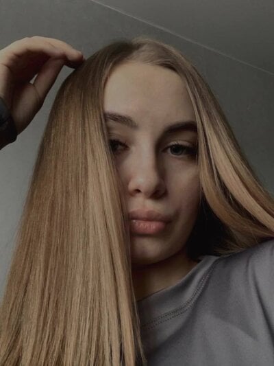 sofiyawhite from stripchat