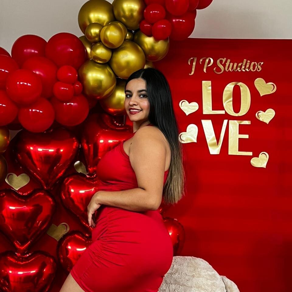 Live sex webcam photo for Arianna_bigboobs_ #290428379