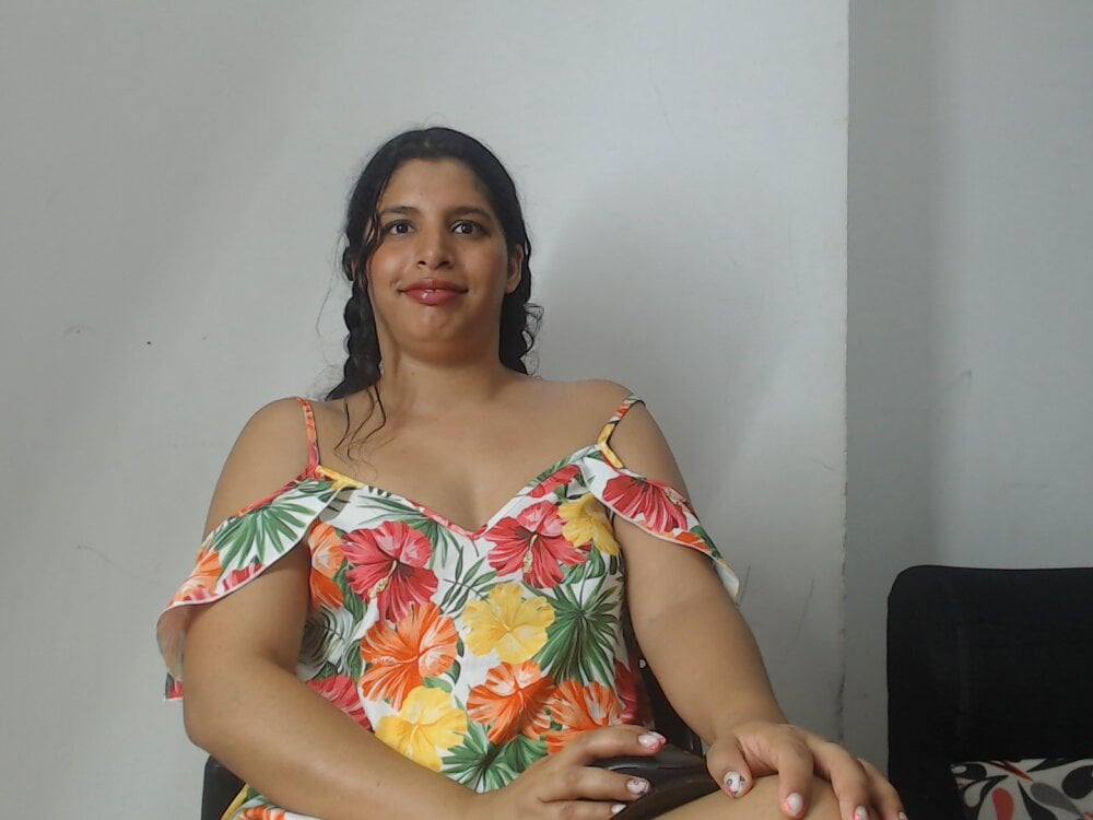 sexyhot20xxx's chat room