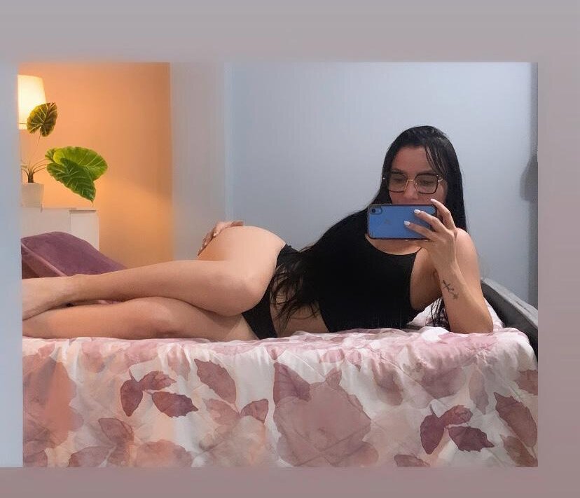 Live sex webcam photo for Danna_Martinez_ #289892868
