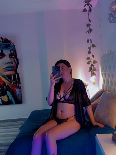 Kimberlyy_Rouse Female Young Free Webcam Sex