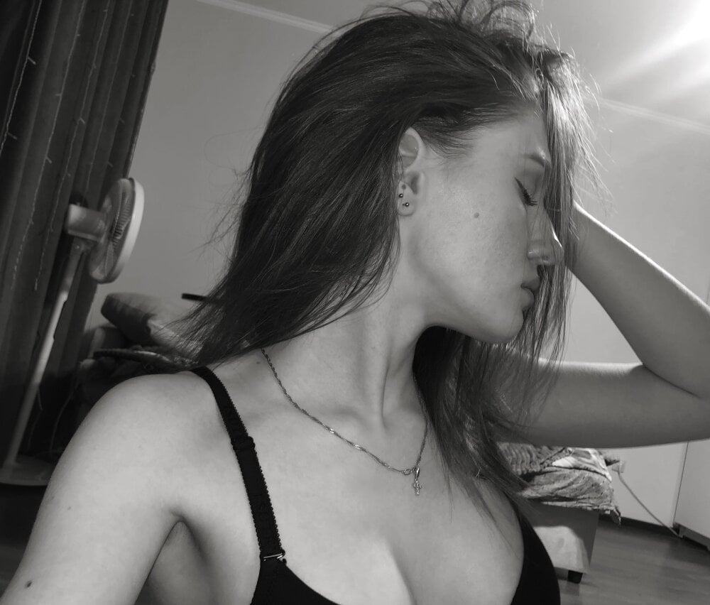 stripchat pocket-doll