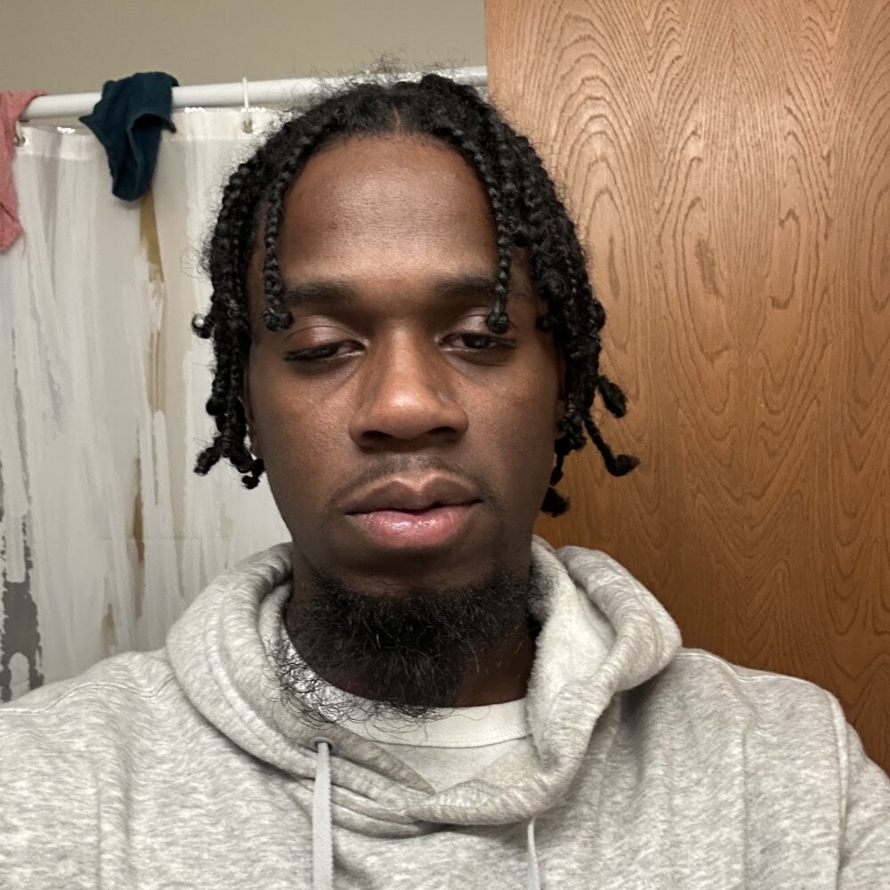 James816 Offline XXX-Chat