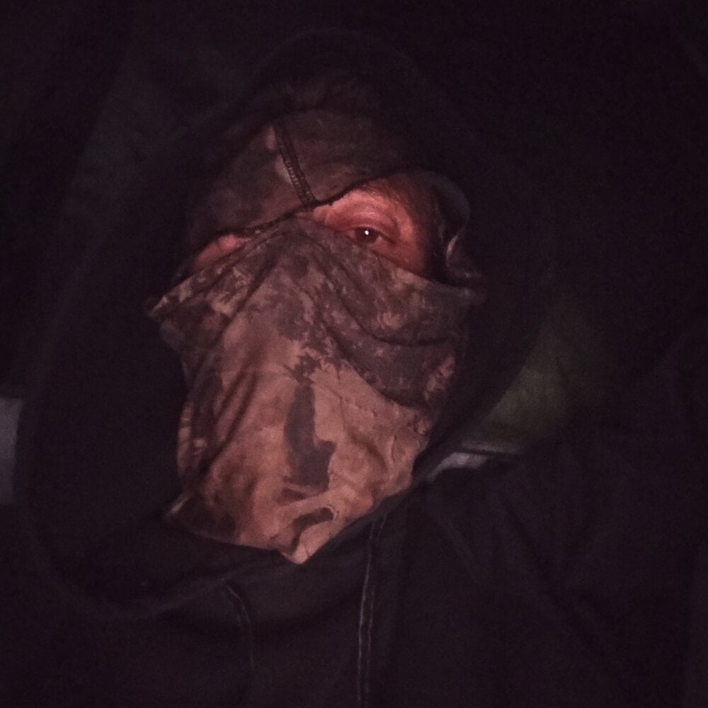 LuckyLefty79 profile