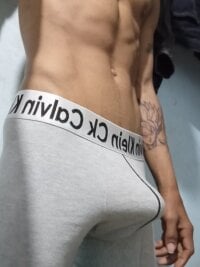 floye25's webcam live show