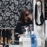 LollaKiss's webcam live show