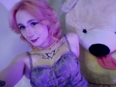 emmyvine from stripchat