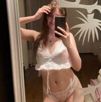 MelinaColins' Offline Chat Room