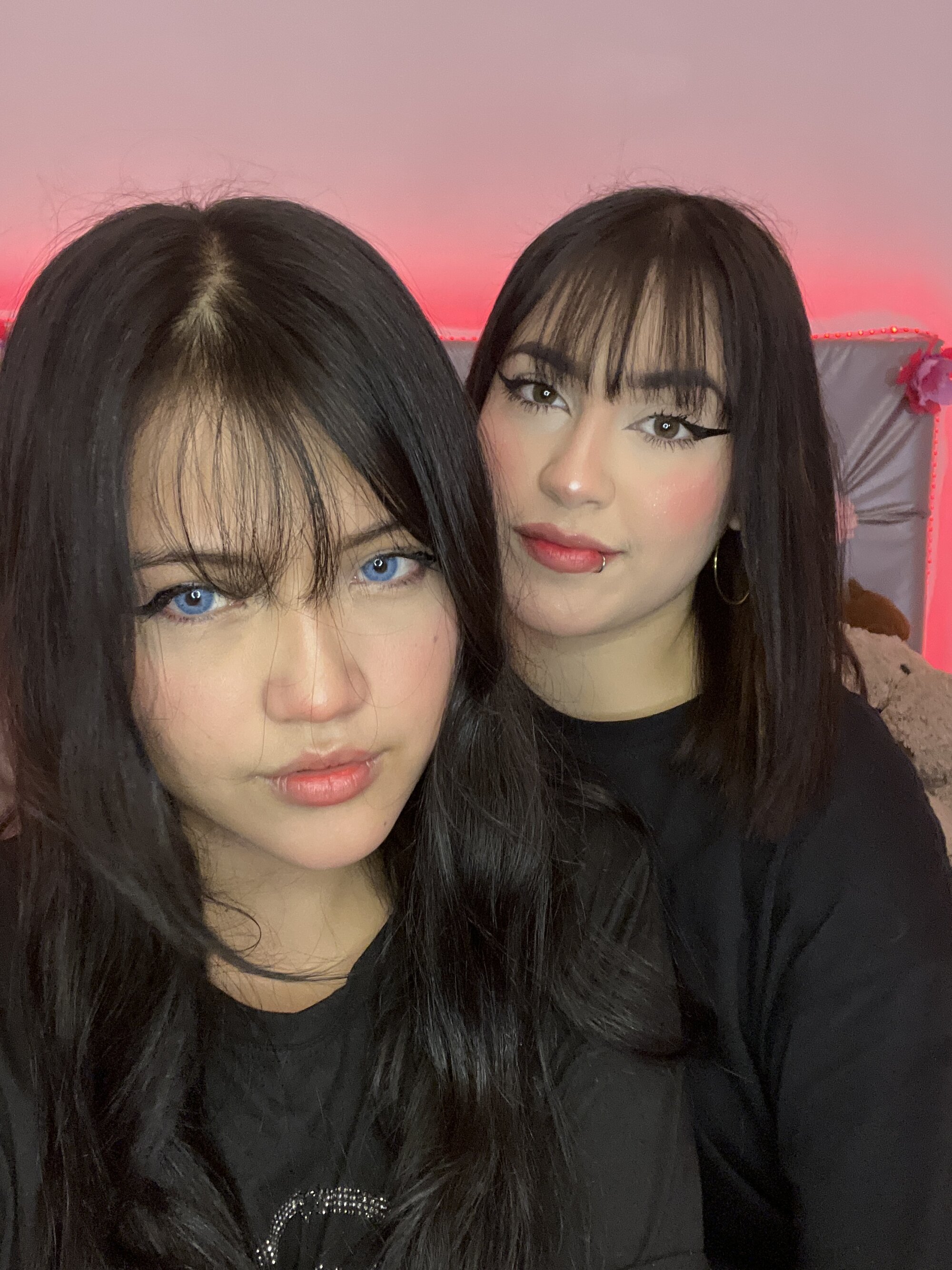 alisson_x_caroline