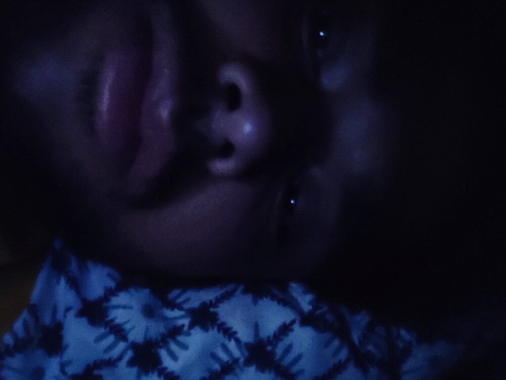 sky20111 from stripchat