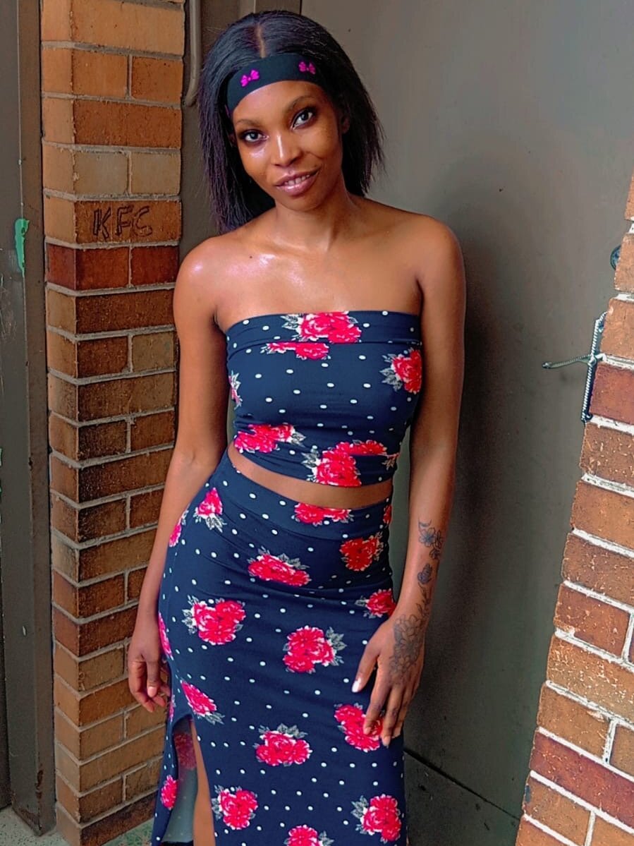 show2cam.com mimie6 livesex profile in granny cams