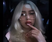 Anasteyshaprins24's Offline Chat Room