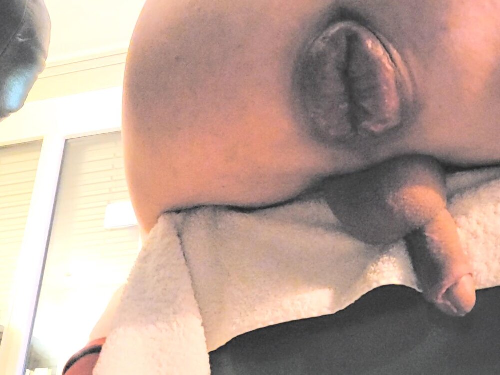 straponloveer's most recent online preview