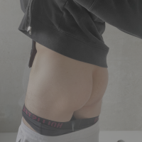 ItalianVirgil25's webcam live show