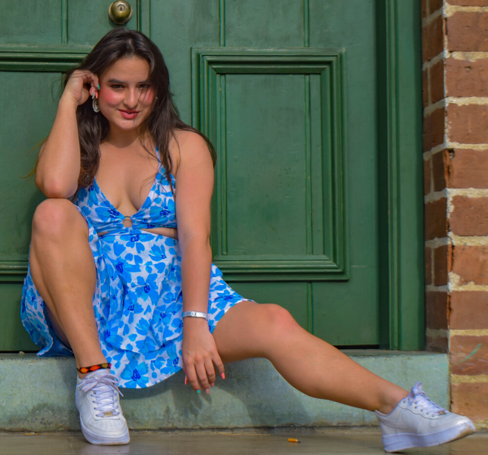 Live sex webcam photo for CandyQueenGold #289999352