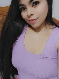celeste_moon_x's webcam live show