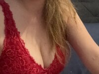 Iza_Bellaa's webcam live show