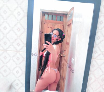 janna_9820 🔁 live sex chat