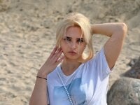 meowseduce's webcam live show