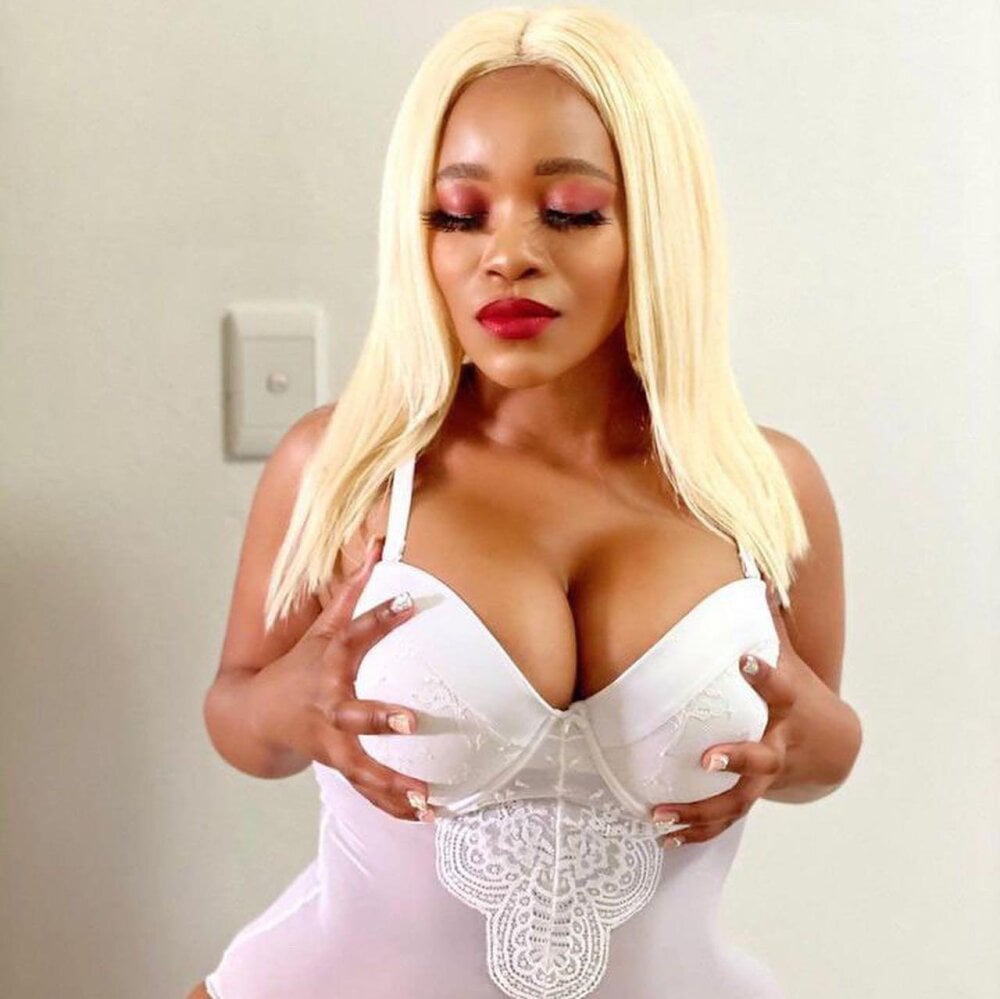privat-livecam.com curvygod01 livesex profile in city-of-fun cams
