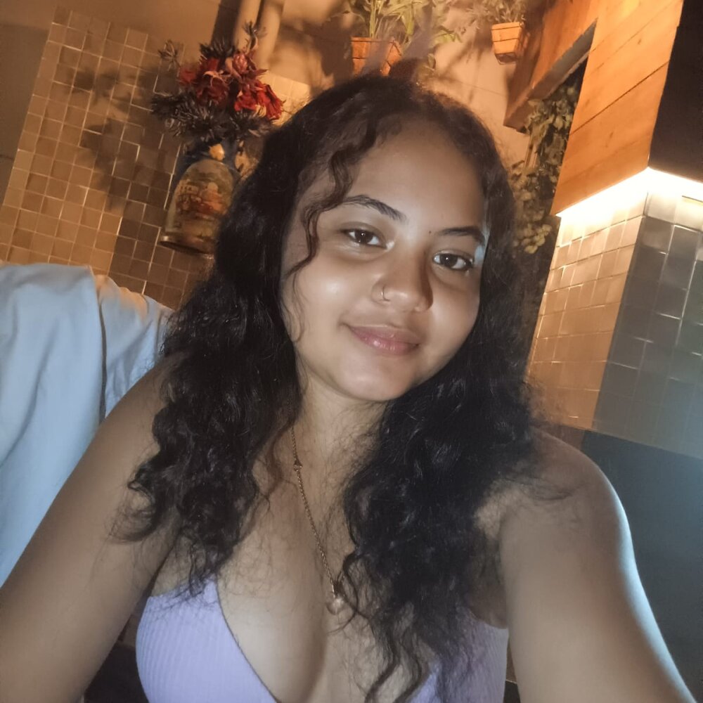 Aitana_teen18