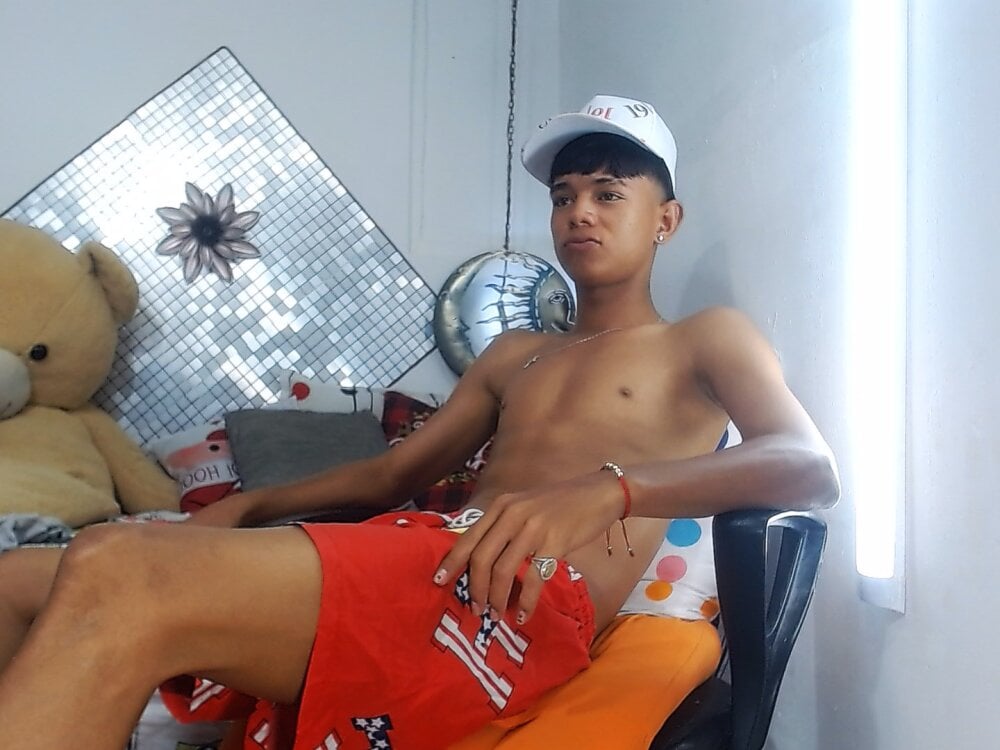 jhon_thoms profile