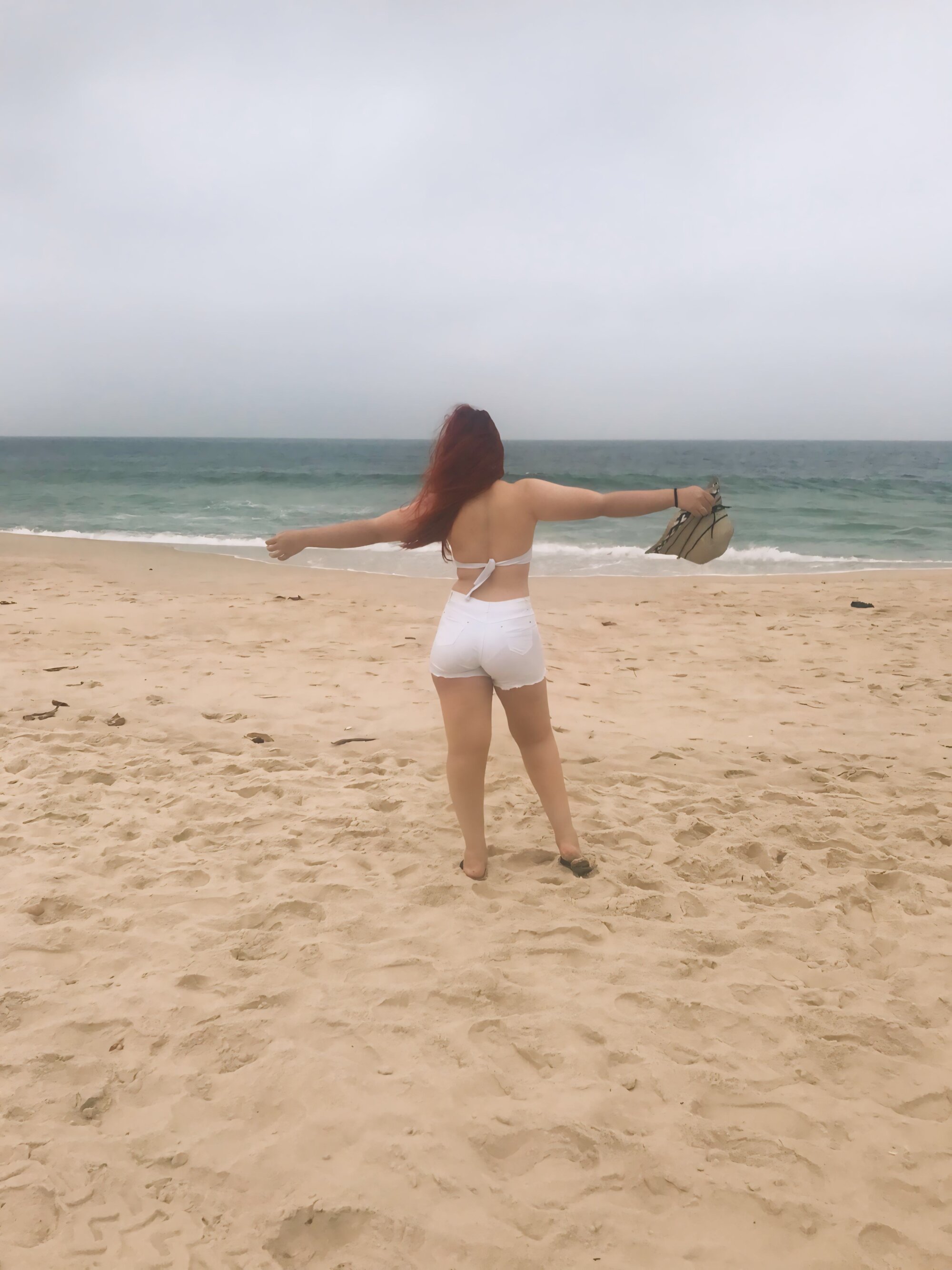 bellaa_laurie