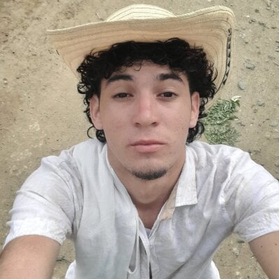 Luisc_bigcock_