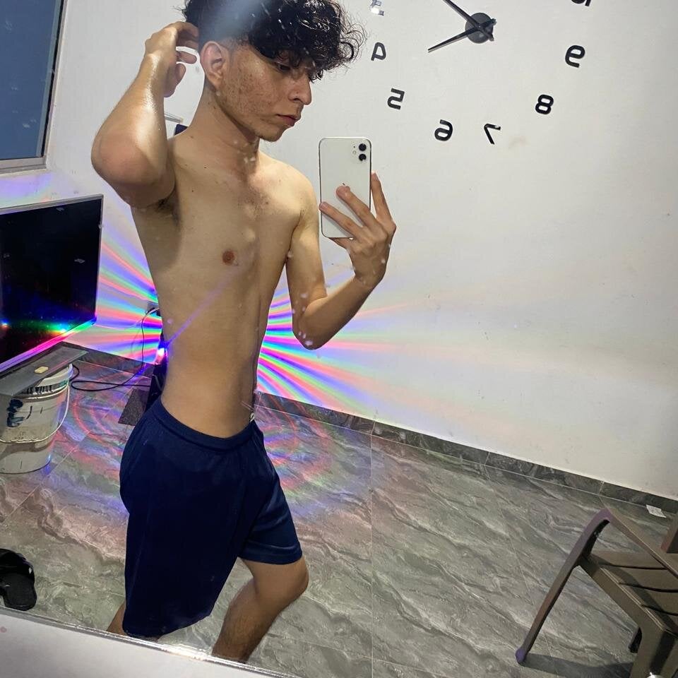 CurlyBoy5 profile
