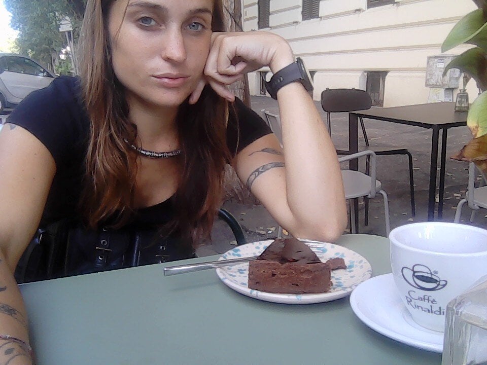 pornsexycams.com sinnemily livesex profile in europe-secret-place-3 cams