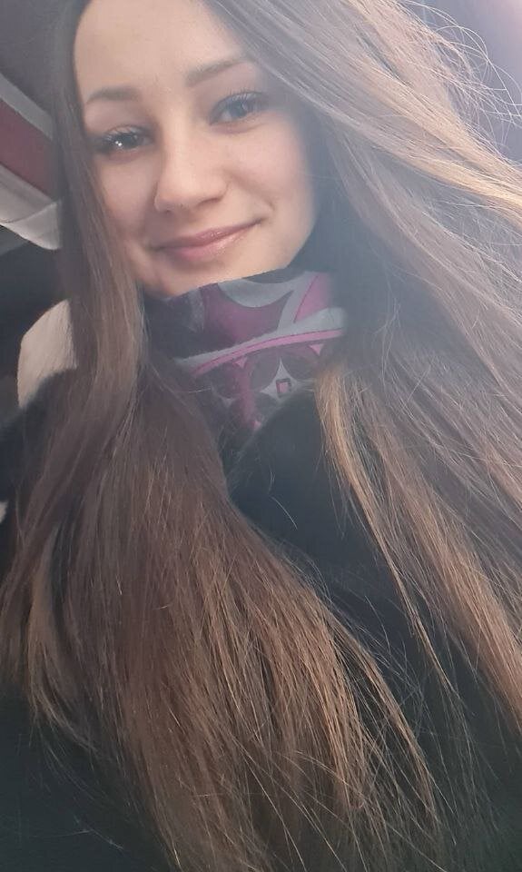 6livesex.com lena_barnes livesex profile in small-tits cams