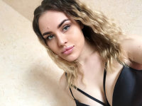 PhoebeDavis' Offline Chat Room