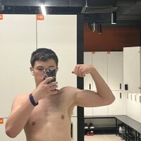 OnlyYar's webcam live show