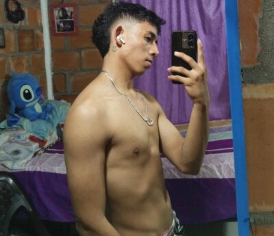 Roy_storm